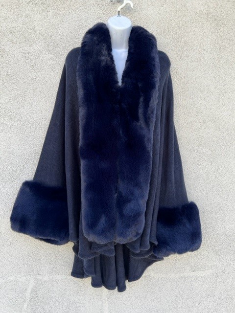 Poncho Navy